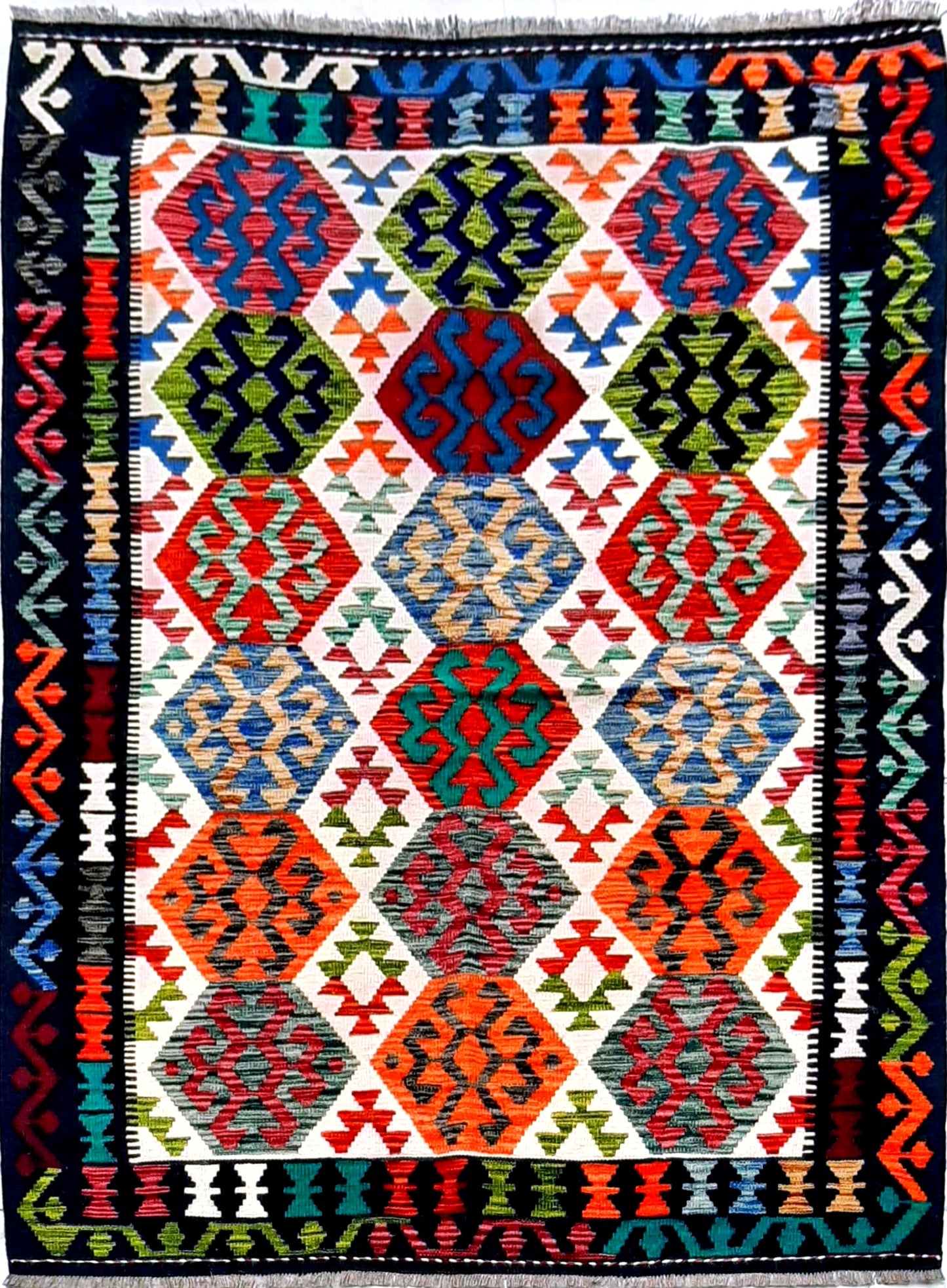 Fine Rug - 197 x 157 cm