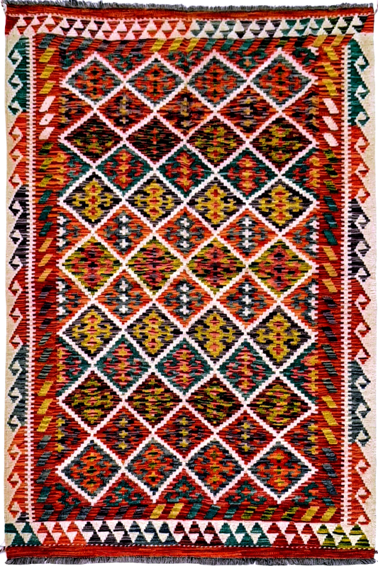 Fine Rug - 186 x 126 cm