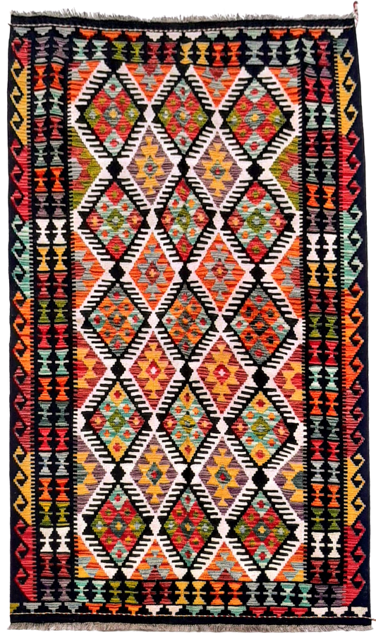 Fine Rug -  200 x 128 cm